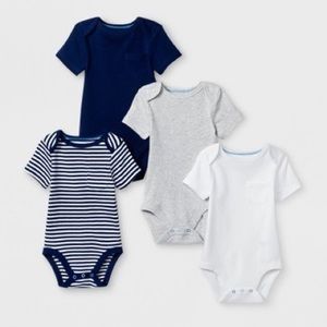 NWT 12M 4 shortsleeve bodysuits